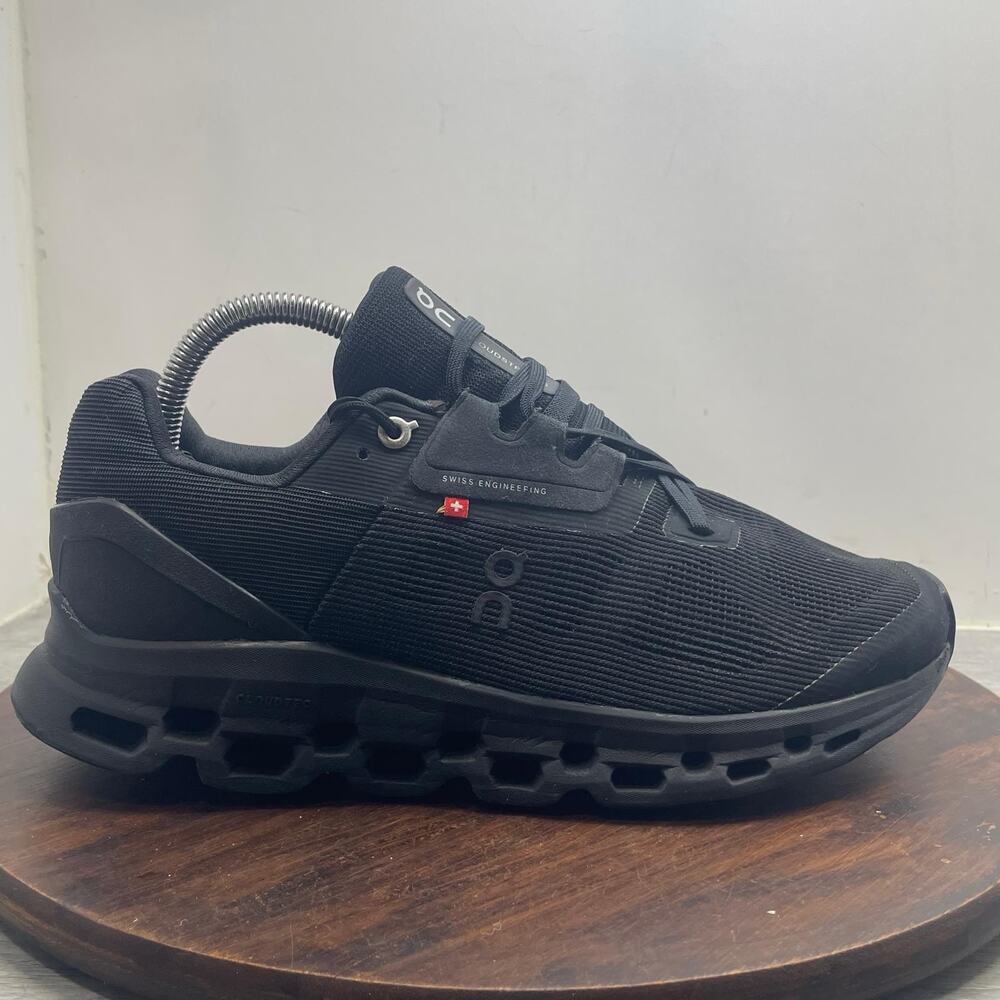 On Running Cloudstratus Black Cloud Sneakers Shoes 39.99211 Women’s Size 9.5